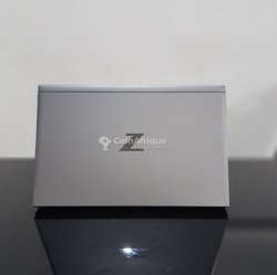 PC Hp zbook firefly 15 g8 4gb