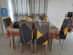 Table salle à manger avec 6 chaises
