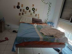 Sommier avec matelas orthopédique 2 places avec 2 tables de...